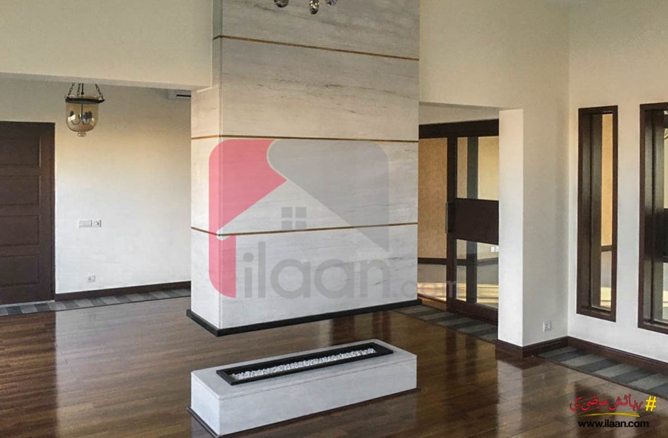 1 kanal house for sale in Block R, Phase 7, DHA, Lahore