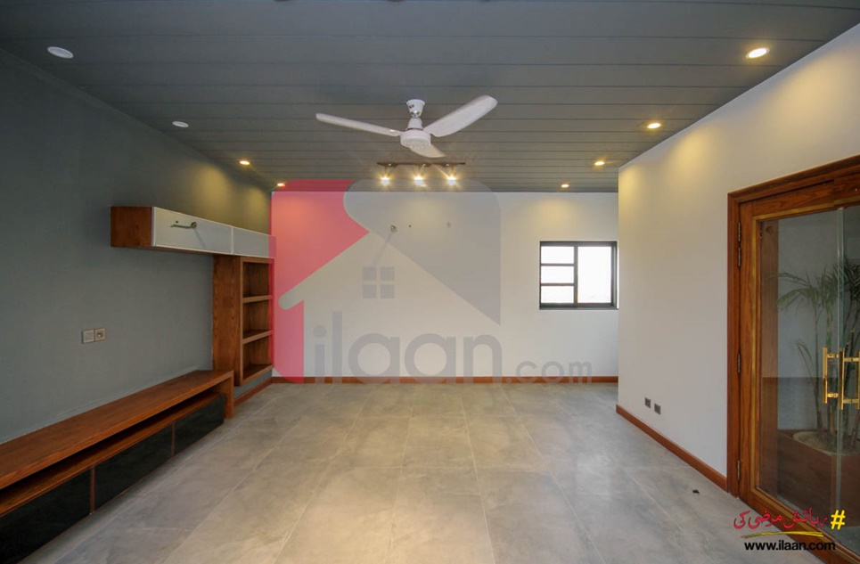 1 kanal house for sale in Block S, Phase 7, DHA, Lahore