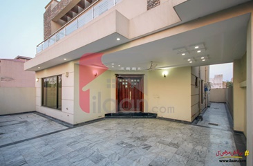 10 marla house for sale in Block N, Phase 8 - Air Avenue, DHA, Lahore