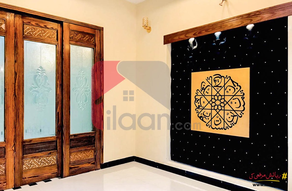 5 marla house for sale in Block Q, Johar Town, Lahore