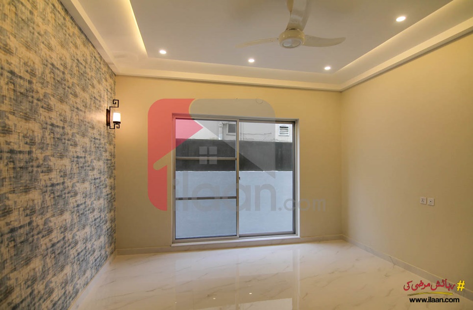 1 kanal house for sale in Block F, Phase 1, Sui Gas Society, Lahore