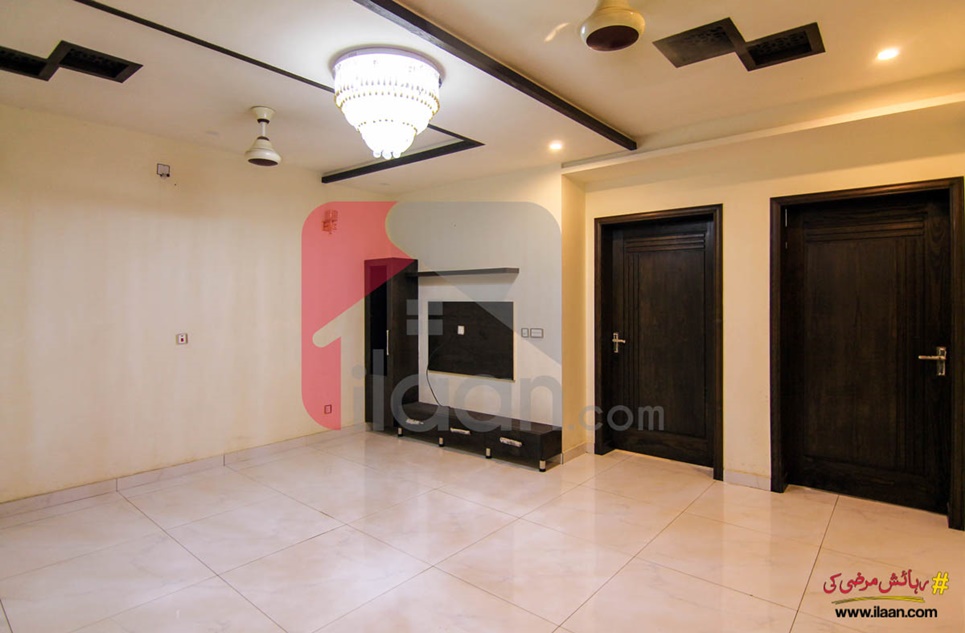 10 marla house for sale in Block M, Model Town, Lahore
