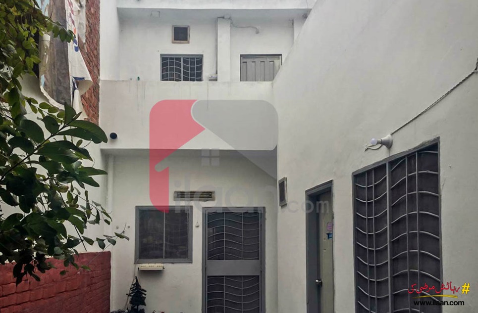 6 marla house for sale in Naz Town, Lahore