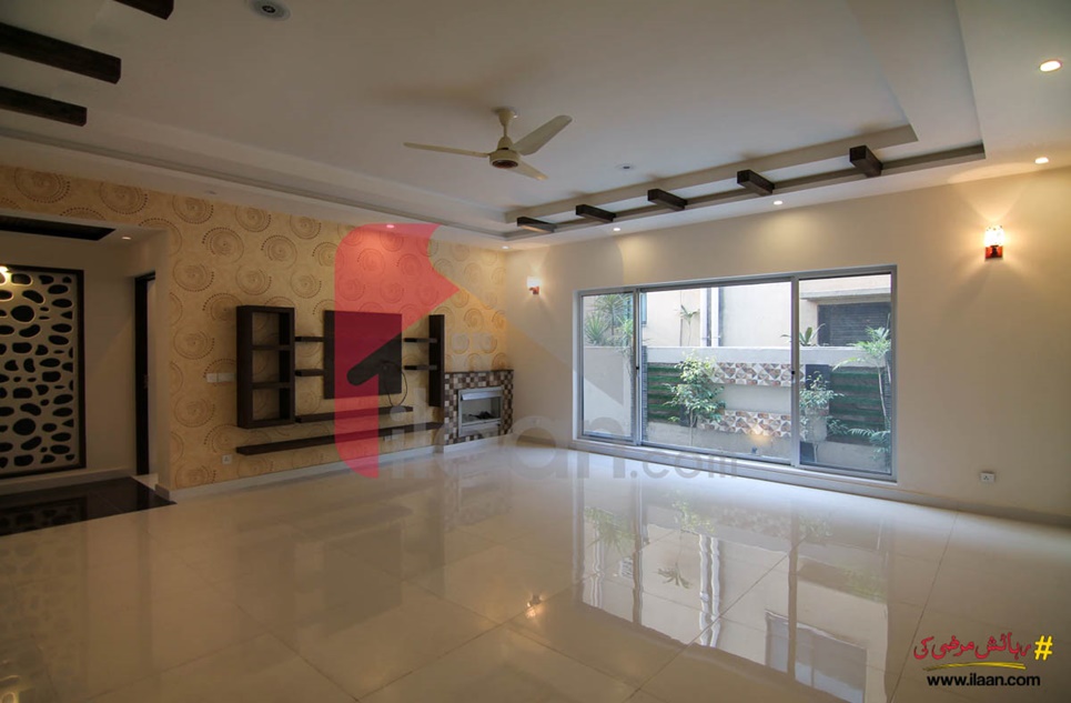 1 kanal house for sale in Block D, Phase 1, Sui Gas Society, Lahore