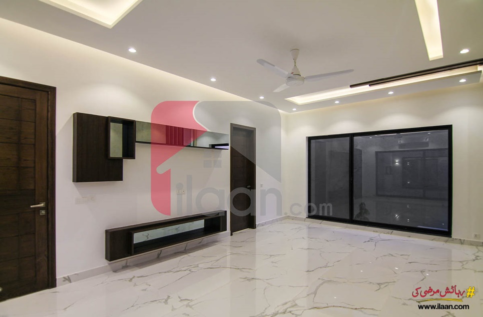 1 kanal house for sale in Block XX, Phase 3, DHA, Lahore