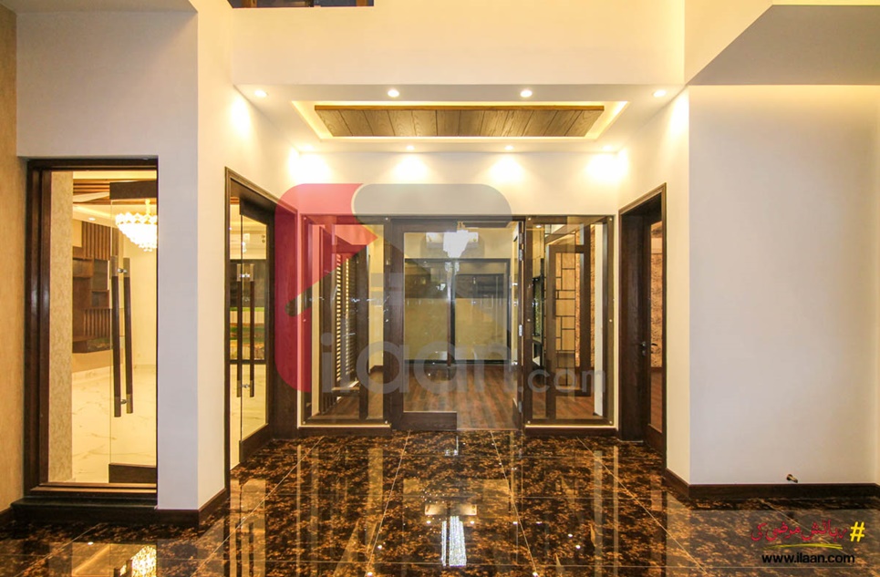 1 kanal house for sale in Block XX, Phase 3, DHA, Lahore