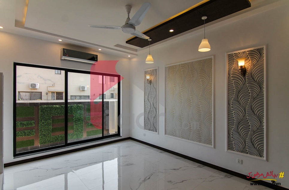 1 kanal house for sale in Block D, Phase 6, DHA, Lahore