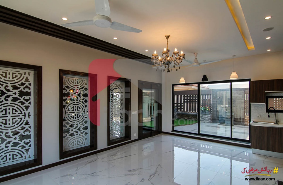 1 kanal house for sale in Block D, Phase 6, DHA, Lahore