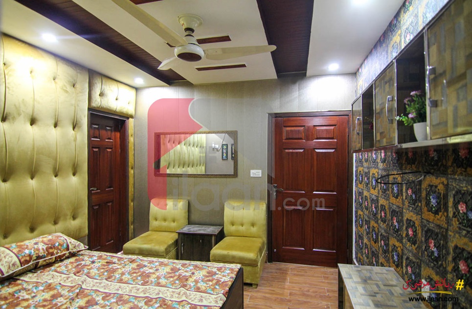 400 ( sq.ft ) apartment for sale ( third floor ) in Aman Business Center, Block H3, Phase 2, Johar Town, Lahore ( furnished )