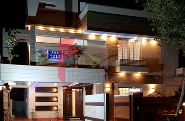 10 marla house for sale in Sector C, Bahria Town, Lahore
