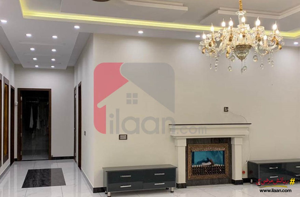 1 kanal house for sale in Babar Block, Sector A, Bahria Town, Lahore