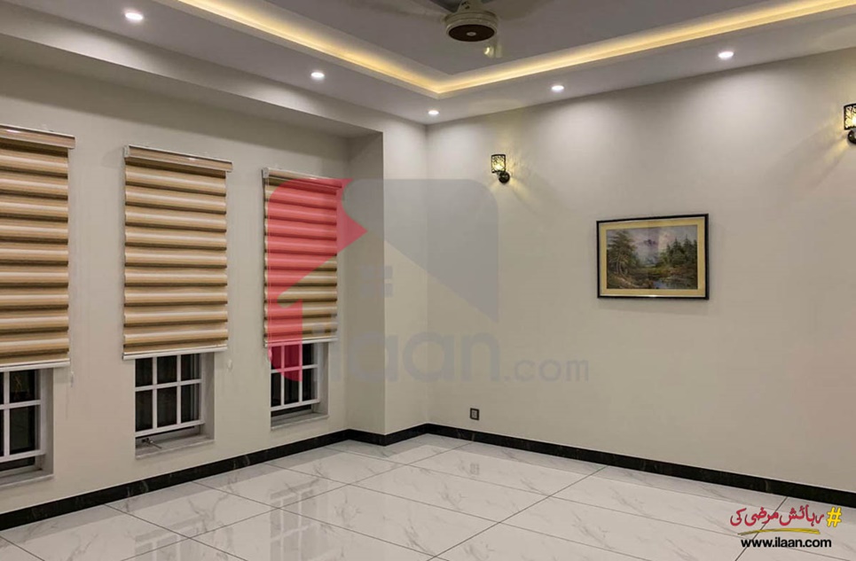1 kanal house for sale in Babar Block, Sector A, Bahria Town, Lahore