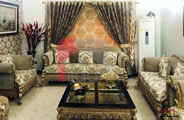 8 marla house for sale in Safari Villas, Sector B, Bahria Town, Lahore
