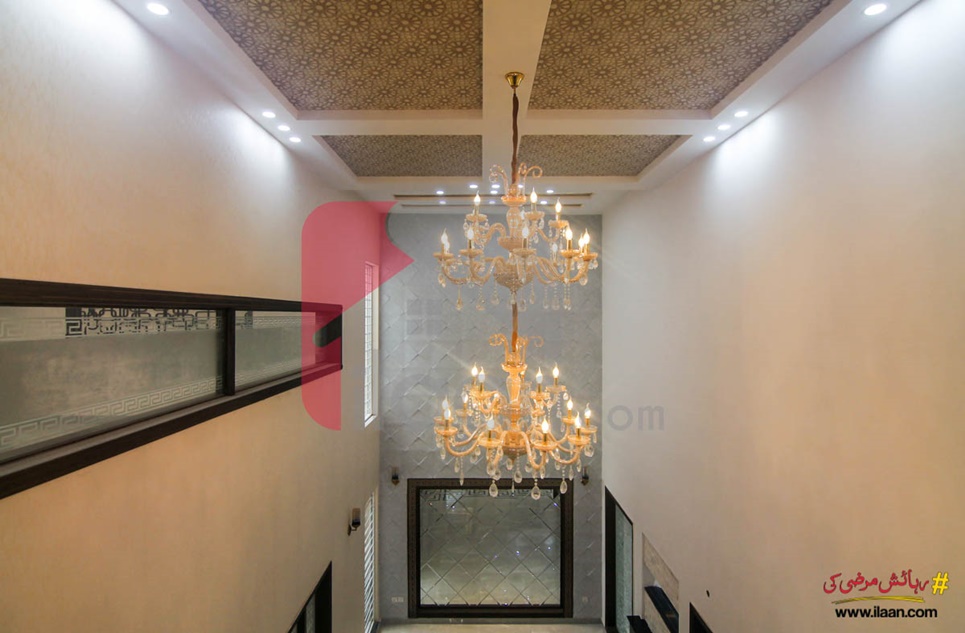 1 kanal house for sale in Block C1, Valencia Housing Society, Lahore