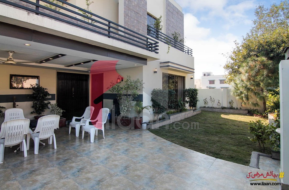 1 kanal house for sale in Nishtar Block, Sector E, Bahria Town, Lahore