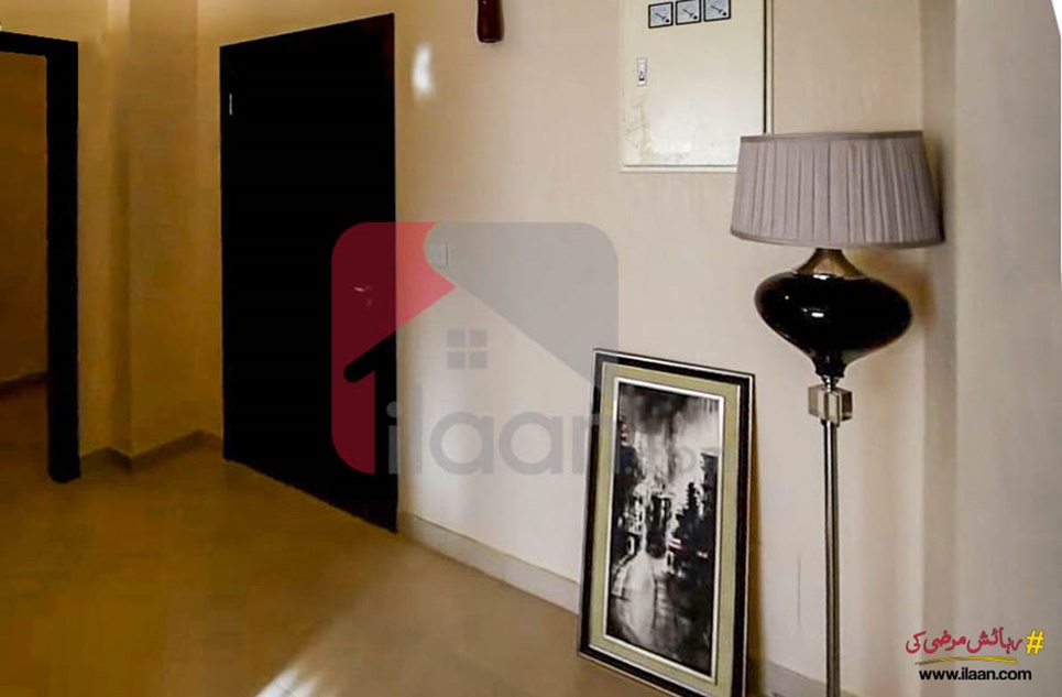 950 ( sq.ft ) apartment for sale ( second floor ) in Bahria Apartments, Bahria Town, Karachi