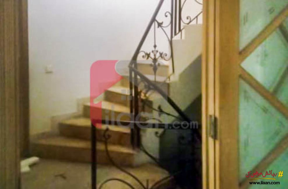 250 ( square yard ) house for sale in Block 7, Clifton, Karachi