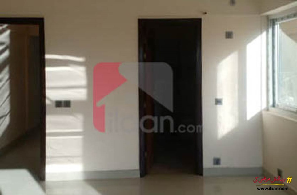 2450 ( sq.ft ) apartment for sale ( third floor ) in Block 8, Clifton, Karachi 