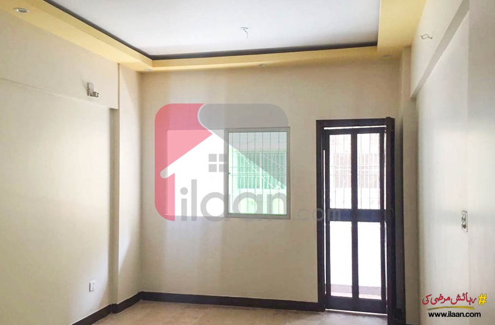 900 ( sq.ft ) apartment for sale ( first floor ) in Phase 5, DHA, Karachi
