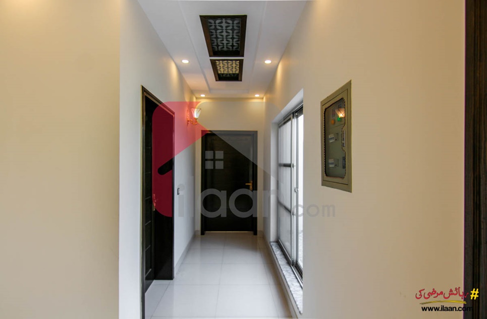 12 marla house for sale in Block D, Phase 6, DHA, Lahore