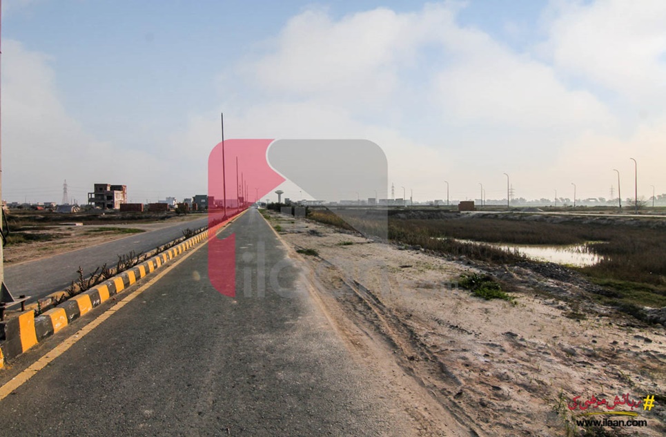 10 marla plot for sale in T Executive Block, Lahore Motorway City, Lahore