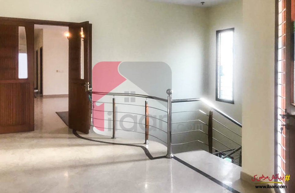 500 ( square yard ) house for sale in DHA,Karachi