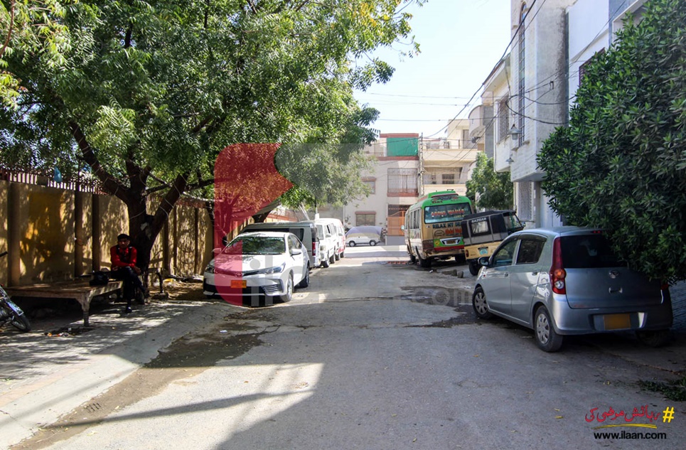 240 ( square yard ) plot for sale in Works Cooperative Housing Society, Block 4, Gulistan-e-Johar, Karachi