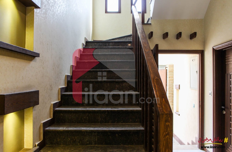 100 ( square yard ) house for sale in Phase 7, DHA, Karachi