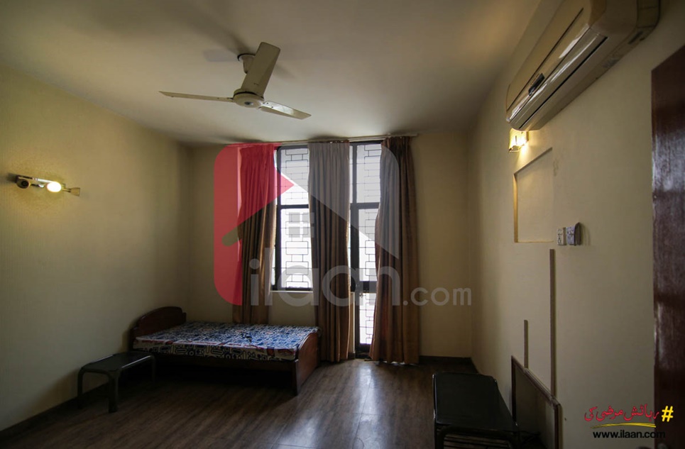 10 marla house for sale in Block C, Faisal Town, Lahore ( furnished )