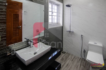 10 marla house for sale in Jasmine Block, Sector C, Bahria Town, Lahore