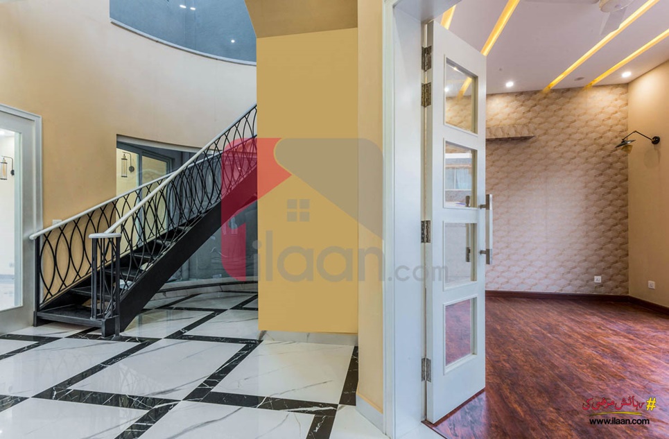 10 Marla House for Sale In Phase 8, DHA Lahore