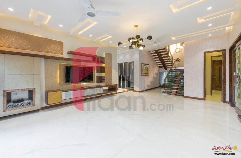 1 Kanal House for Sale in Block E, Phase 5, DHA Lahore
