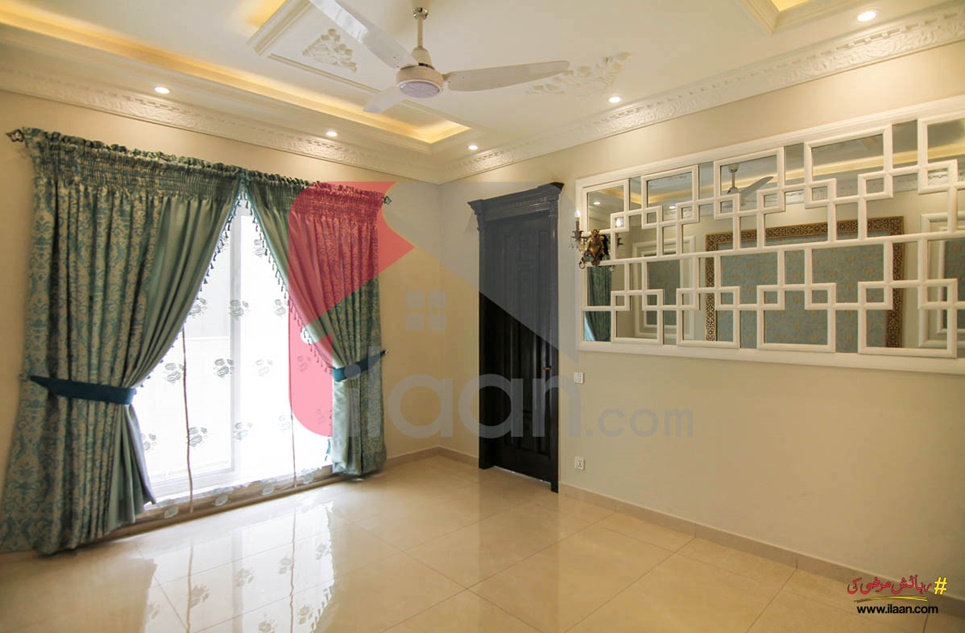 1 Kanal House for Sale in Block K, Phase 5, DHA Lahore