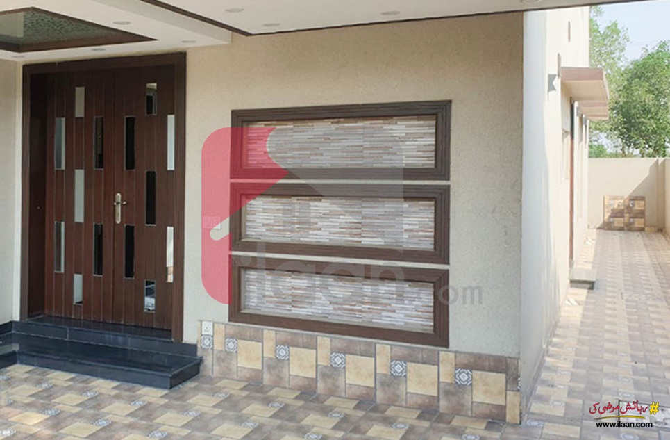 10 Marla House for Sale in Hussain Block, Sector C, Bahria Town, Lahore