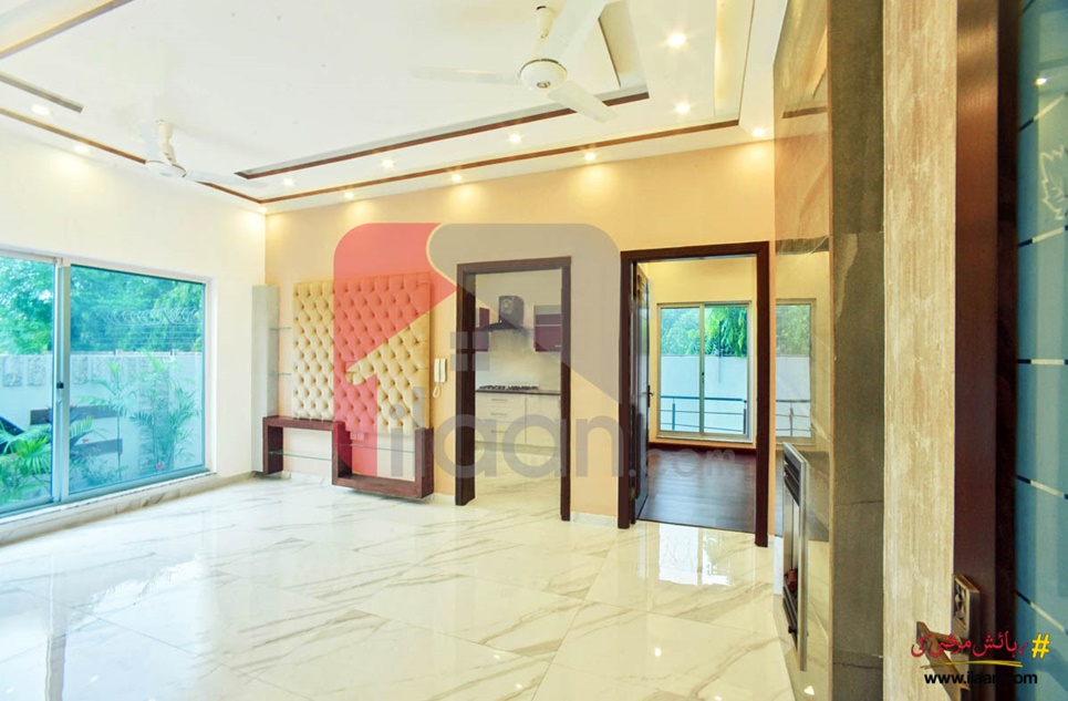10 Marla House for Sale in Phase 5, DHA, Lahore