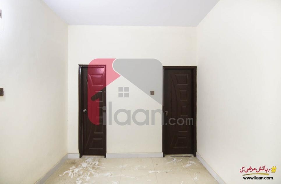 900 Sq.ft Apartment for Sale (Third Floor) in Mehmoodabad, Jamshed Town, Karachi