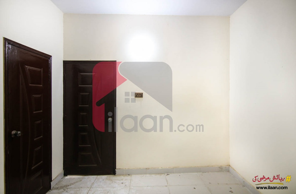 900 Sq.ft Apartment for Sale (Third Floor) in Mehmoodabad, Jamshed Town, Karachi