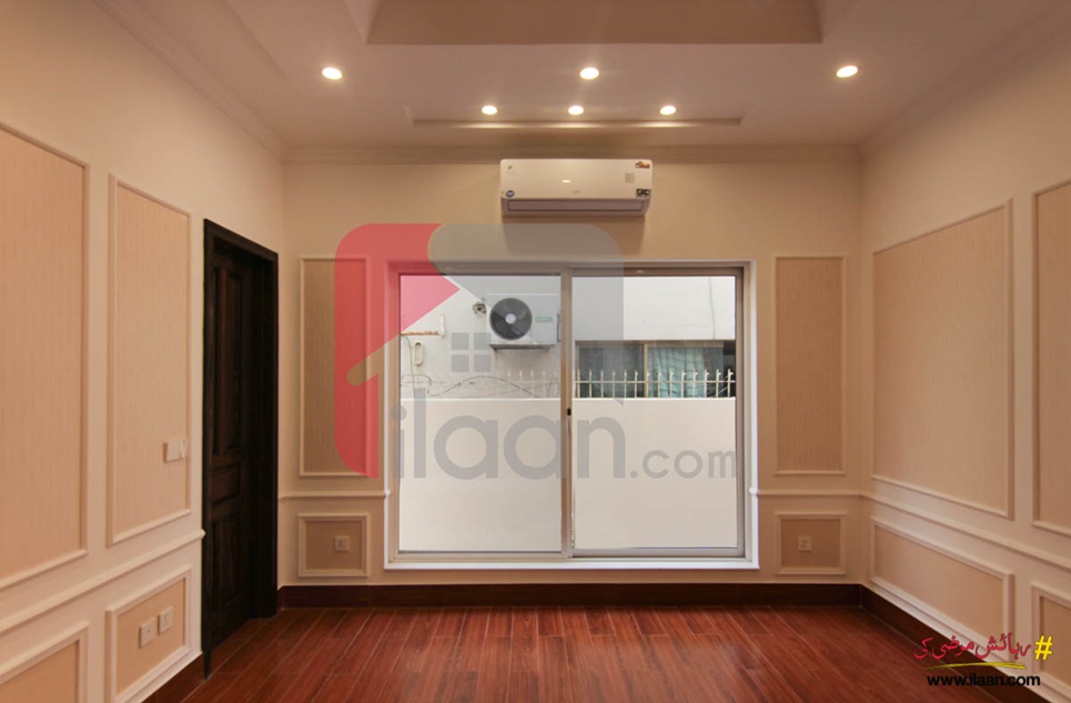 1 Kanal House for Sale in Block BB, Phase 4, DHA Lahore