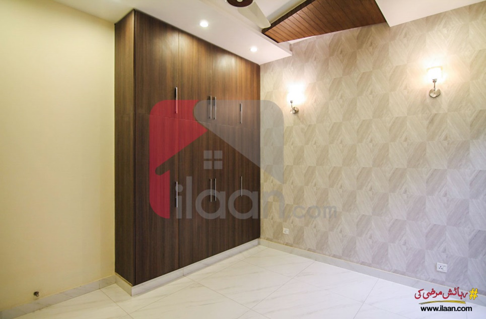 10 Marla House for Sale in Block L, Phase 5, DHA Lahore