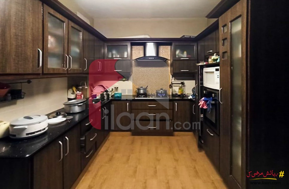 250 Sq.yd House for Rent in Block 7, Clifton, Karachi