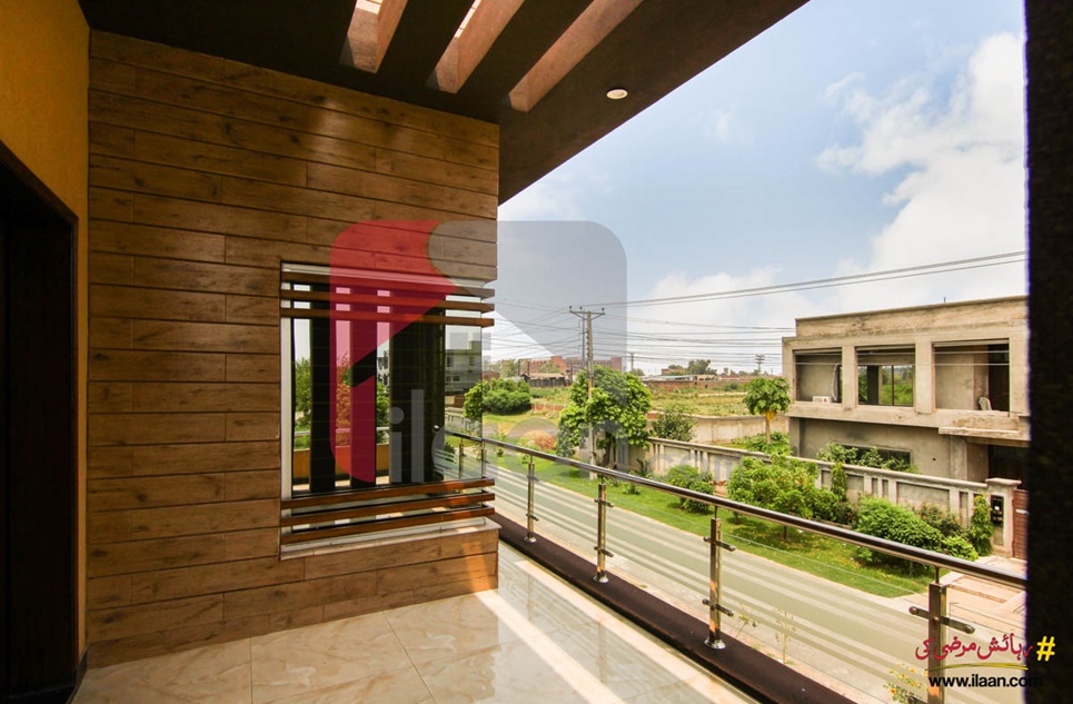 10 Marla House for Sale in Tip Block, Canal Garden, Lahore