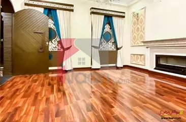10 Marla House for Sale in Jasmine Block, Sector C, Bahria Town, Lahore