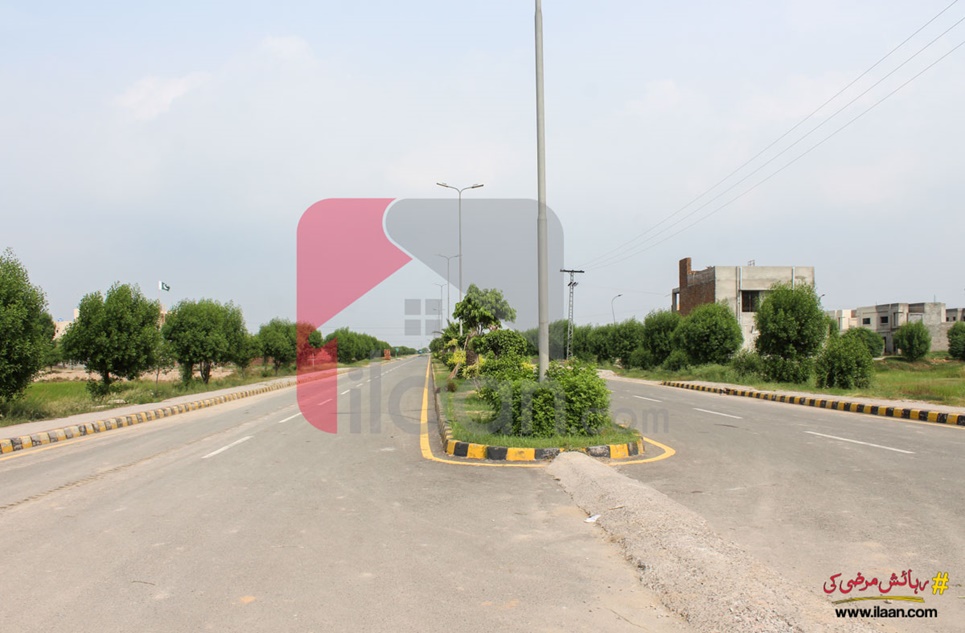 10 Marla Plot for Sale on Main Boulevard, Block S, Lahore Motorway City, Lahore