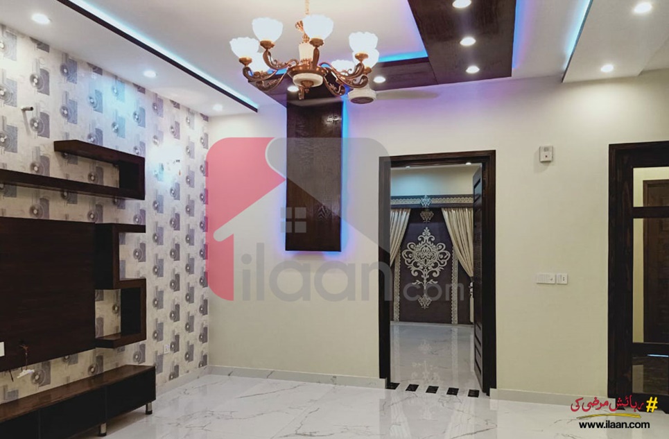 10 Marla House for Sale in Jasmine Block, Sector C, Bahria Town, Lahore