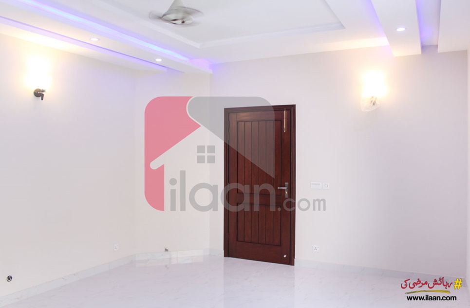 1 Kanal House for Sale in Block E, Sui Gas Society, Lahore