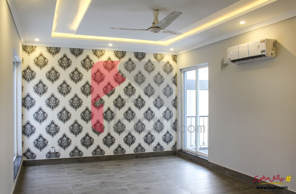 1 Kanal House for Sale in Block H, Phase 5, DHA Lahore