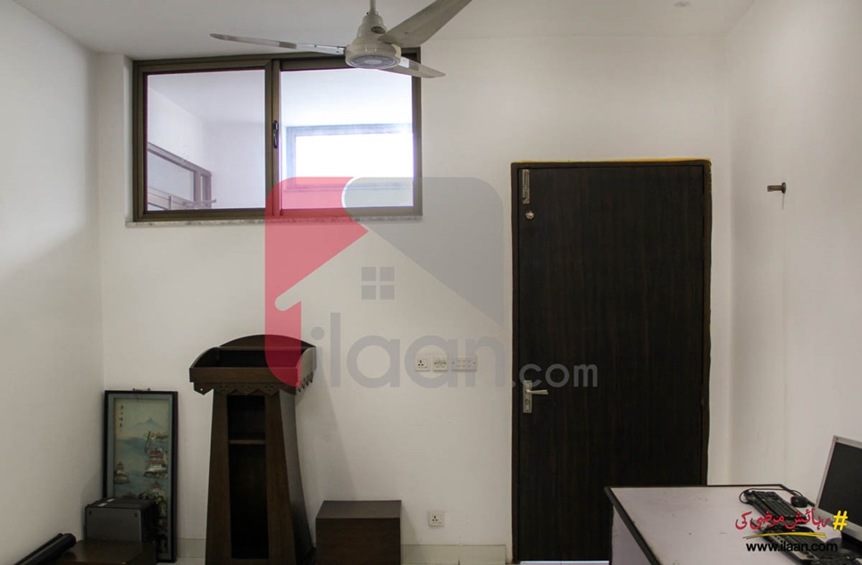 2 Kanal 14 Marla Building for Sale near Chauburji Chowk, Lahore