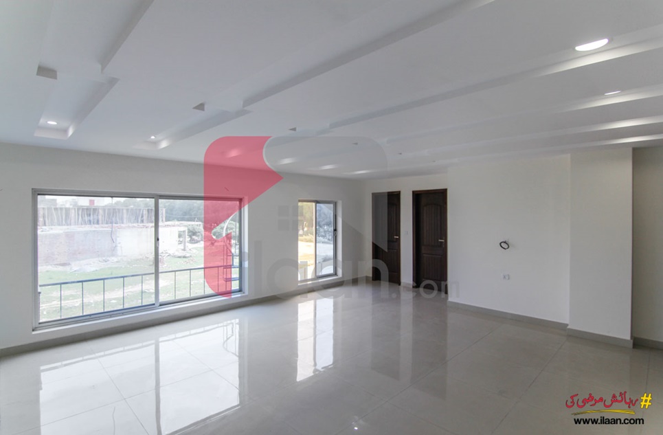 5.33 Marla Plaza for Sale in Sector D, Bahria Town, Lahore