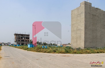 8 Marla Commercial Plot (Plot no 89) for Sale in Block B, Phase 8 - Commercial Broadway, DHA Lahore