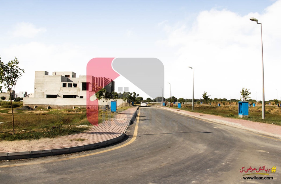 10 Marla Plot (Plot no 525) for Sale in Talha Block, Sector E, Bahria Town, Lahore